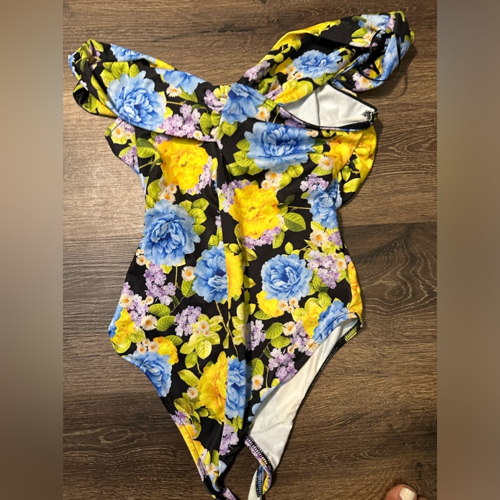 Zara Printed Bodysuit with Bow Size: small floral bright body suit - Picture 9 of 12